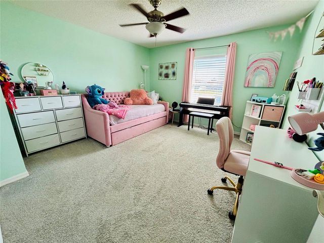 307 VELVETEEN PLACE, Chuluota, FL 32766