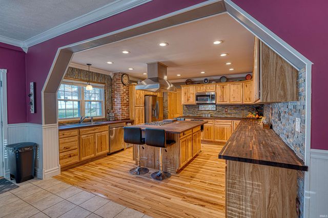 504 E Walnut Street, Boonville, IN 47601