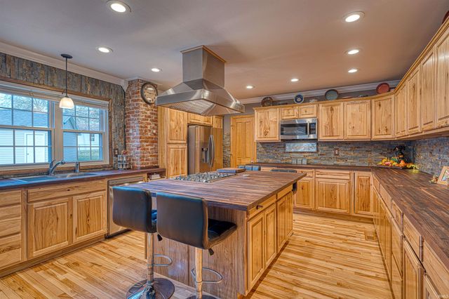 504 E Walnut Street, Boonville, IN 47601