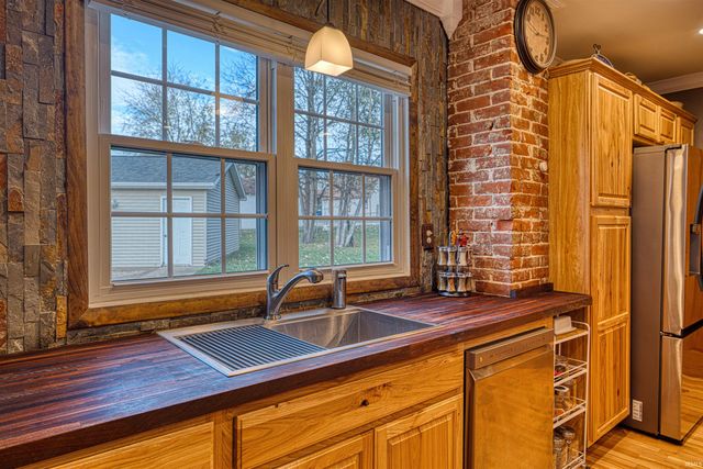 504 E Walnut Street, Boonville, IN 47601