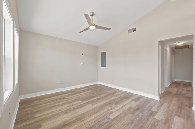 317 29th Ave. N, North Myrtle Beach, SC 29582