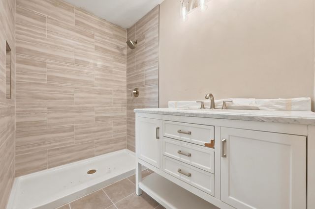 317 29th Ave. N, North Myrtle Beach, SC 29582