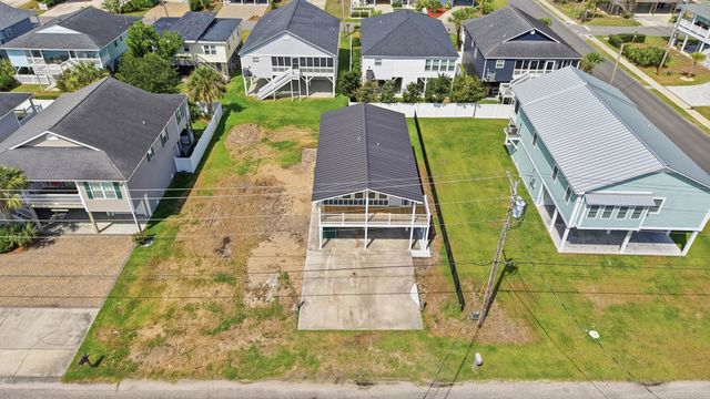 317 29th Ave. N, North Myrtle Beach, SC 29582