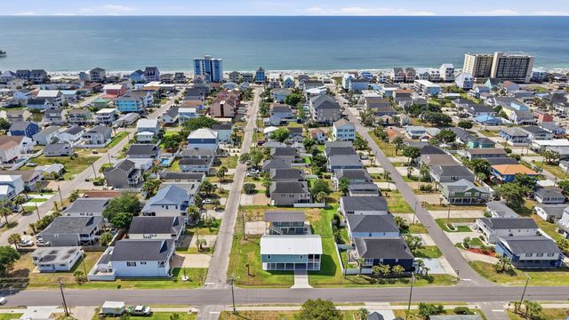 317 29th Ave. N, North Myrtle Beach, SC 29582