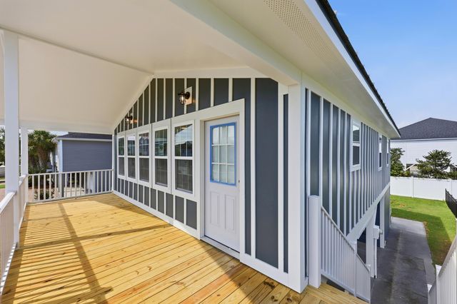 317 29th Ave. N, North Myrtle Beach, SC 29582