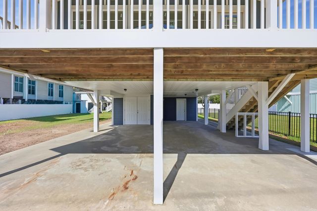 317 29th Ave. N, North Myrtle Beach, SC 29582