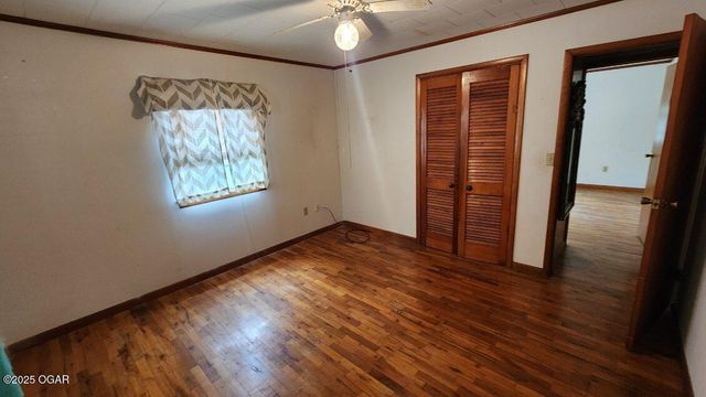 202 N 2nd Avenue, Columbus, KS 66725