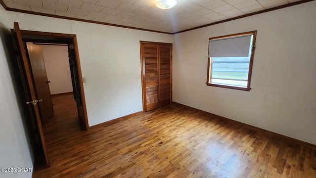 202 N 2nd Avenue, Columbus, KS 66725