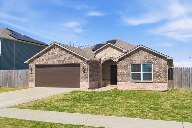 1700 Hermitage Drive, Centerton, AR 72719