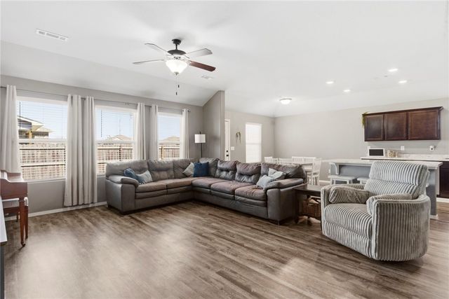 1700 Hermitage Drive, Centerton, AR 72719