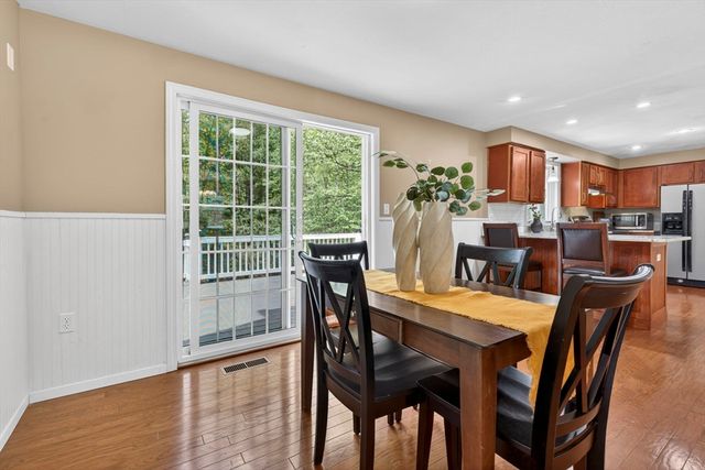 10 Mountain Rd, Brookline, NH 03033