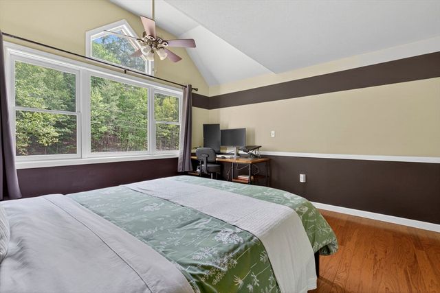 10 Mountain Rd, Brookline, NH 03033