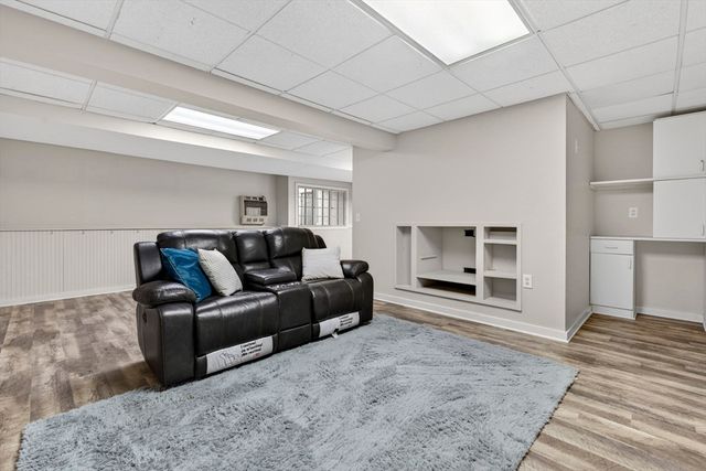 10 Mountain Rd, Brookline, NH 03033