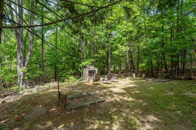 10 Mountain Rd, Brookline, NH 03033