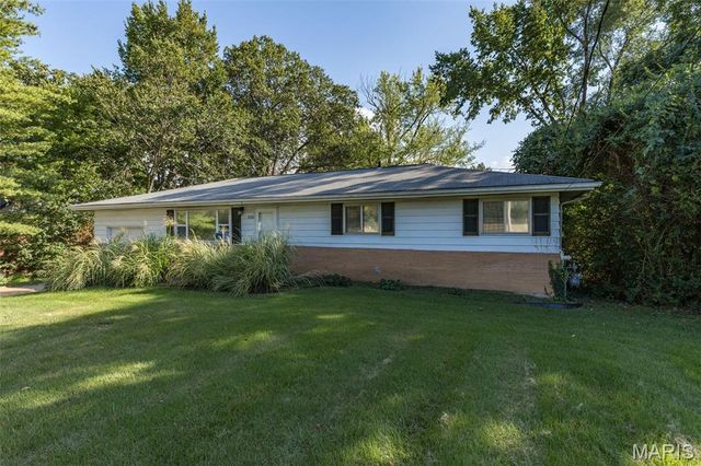 1510 Smizer Mill Road, Fenton, MO 63026