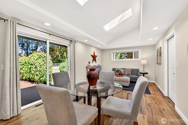 12845 109th Avenue NE, Kirkland, WA 98034