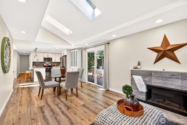 12845 109th Avenue NE, Kirkland, WA 98034