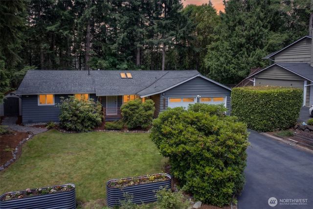 12845 109th Avenue NE, Kirkland, WA 98034