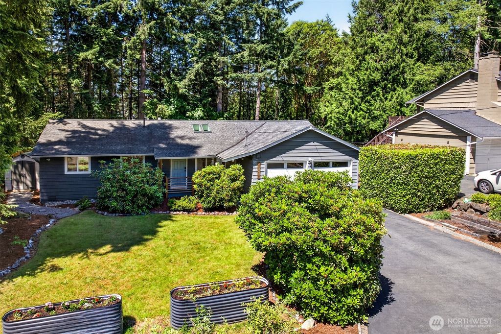 12845 109th Avenue NE, Kirkland, WA 98034