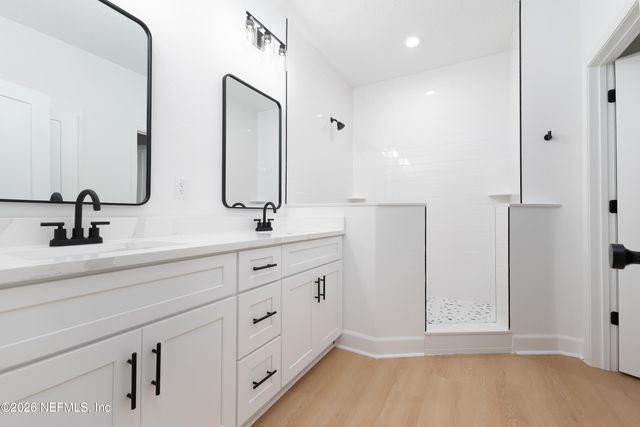 265 CRESTVIEW Drive, Palatka, FL 32177