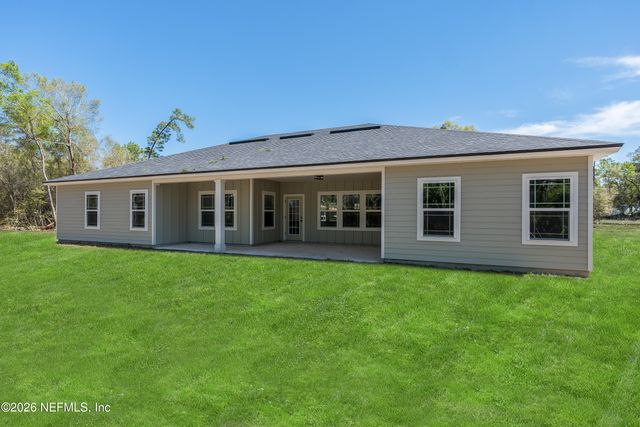 265 CRESTVIEW Drive, Palatka, FL 32177