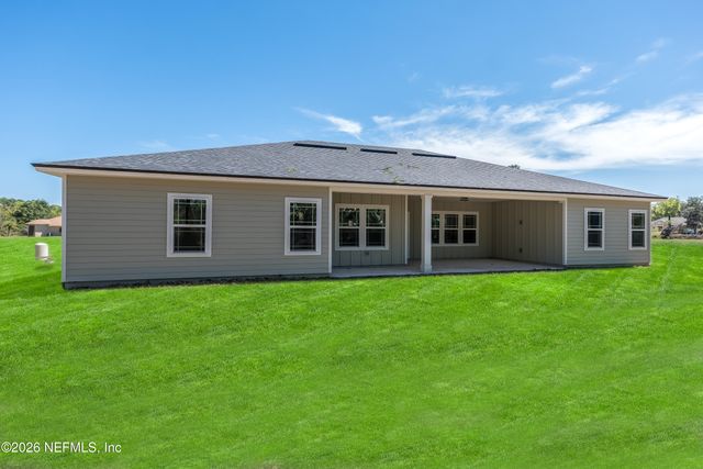 265 CRESTVIEW Drive, Palatka, FL 32177