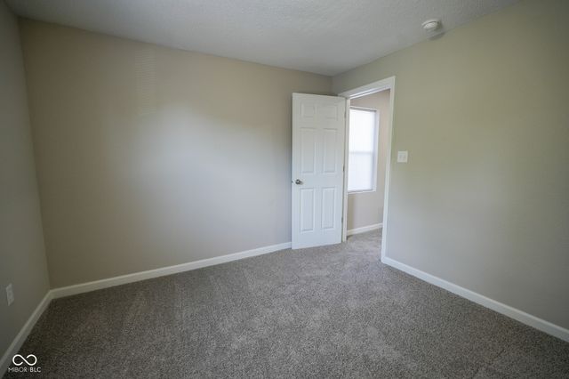 822 W 11th Street, Anderson, IN 46016