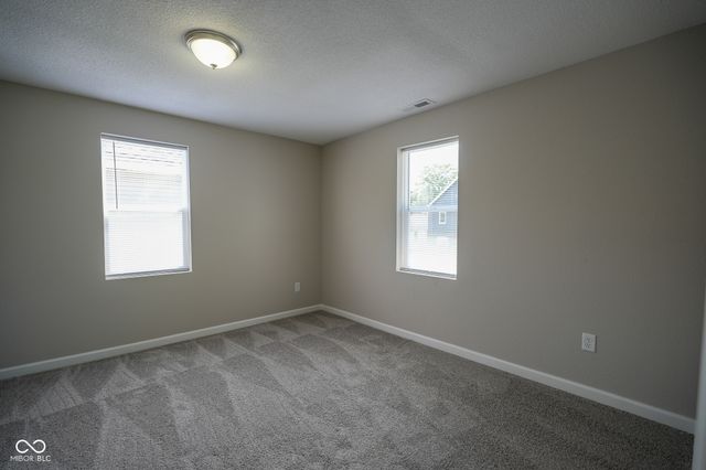 822 W 11th Street, Anderson, IN 46016