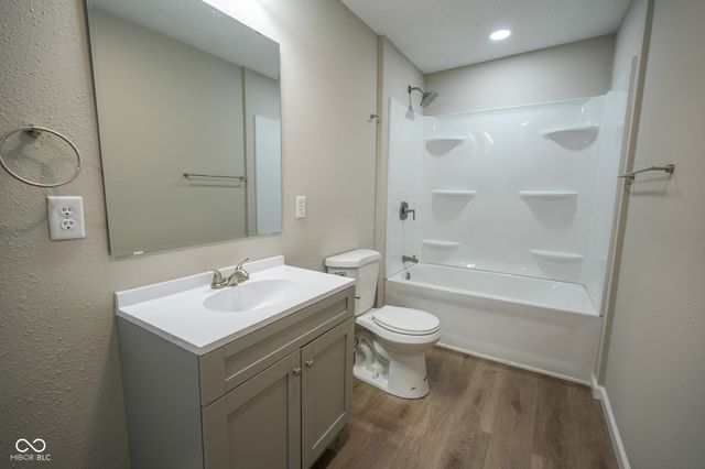 822 W 11th Street, Anderson, IN 46016