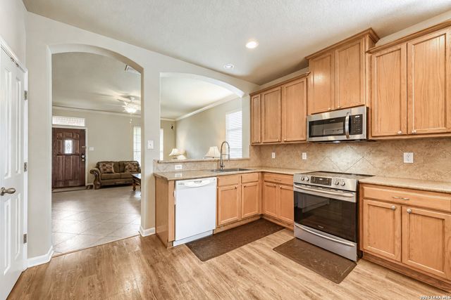 5317 CILANTRO PL, Leon Valley, TX 78238