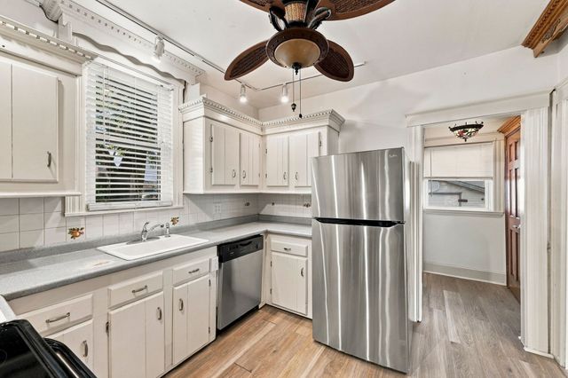 40 Beaver St, Framingham, MA 01702