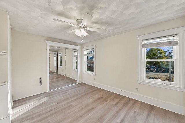 40 Beaver St, Framingham, MA 01702
