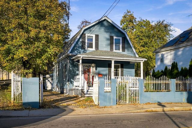 40 Beaver St, Framingham, MA 01702