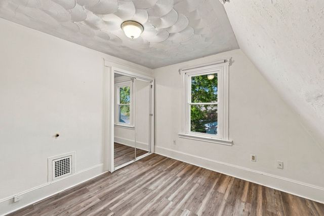 40 Beaver St, Framingham, MA 01702