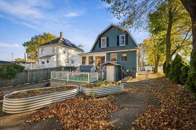 40 Beaver St, Framingham, MA 01702