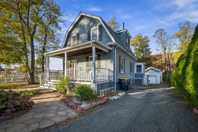 40 Beaver St, Framingham, MA 01702