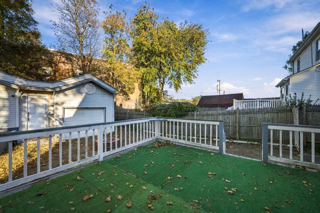 40 Beaver St, Framingham, MA 01702