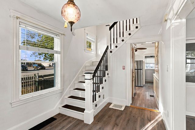 40 Beaver St, Framingham, MA 01702