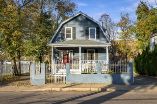 40 Beaver St, Framingham, MA 01702