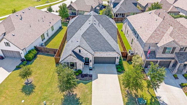 921 Gladewater Drive, Prosper, TX 75078
