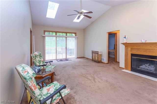 658 Ridgecliff Street 6, Tallmadge, OH 44278
