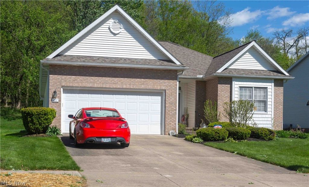 658 Ridgecliff Street 6, Tallmadge, OH 44278