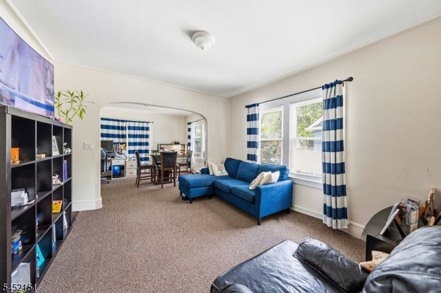 11 Evergreen Ave, Bloomfield Twp., NJ 07003