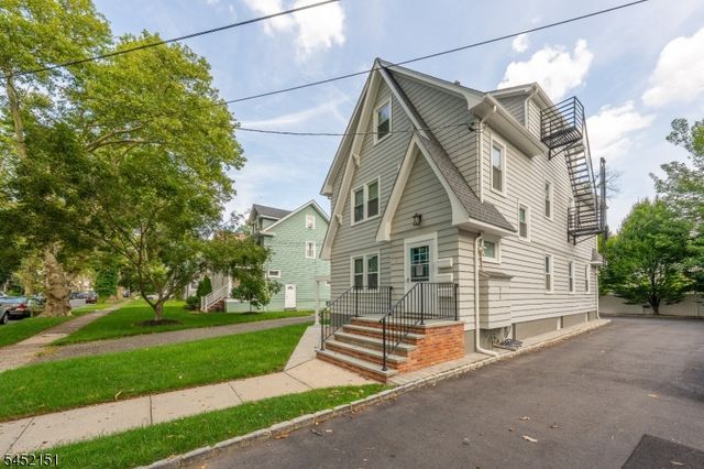 11 Evergreen Ave, Bloomfield Twp., NJ 07003