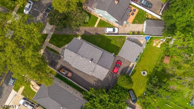 11 Evergreen Ave, Bloomfield Twp., NJ 07003