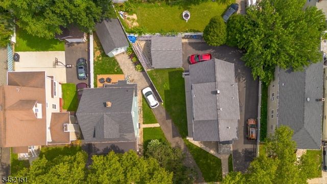 11 Evergreen Ave, Bloomfield Twp., NJ 07003