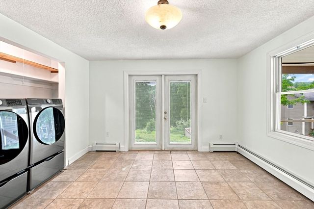 73 Glendale Rd, Hampden, MA 01036