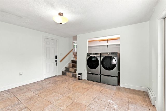73 Glendale Rd, Hampden, MA 01036