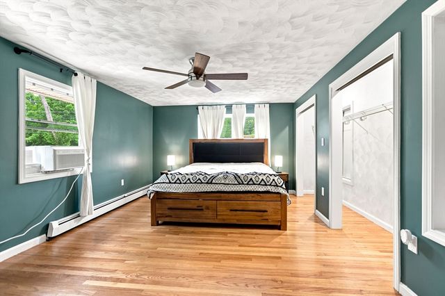 73 Glendale Rd, Hampden, MA 01036