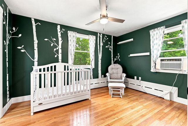 73 Glendale Rd, Hampden, MA 01036